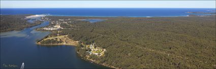 Lake Conjola - NSW (PBH4 00 9948)